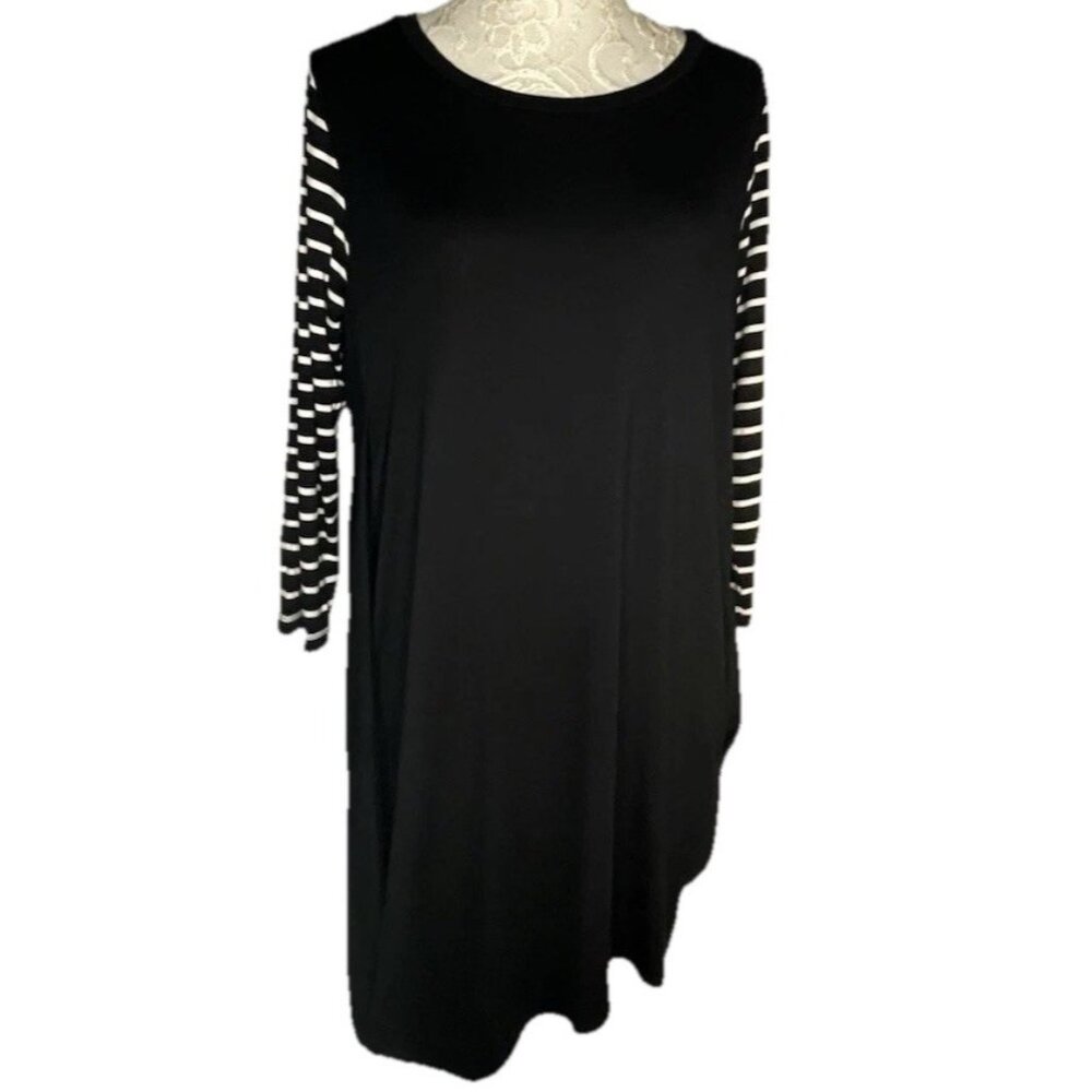 Comfy USA M Oversize Tunic Tee Shirt Dress Pockets Black White Asymmetric Lagen